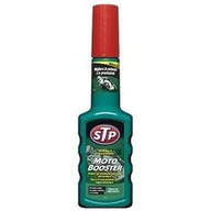 STP Additivo carburante e trattamento pulizia motore benzian 2T e 4T per moto e scooter 200 ml 120423