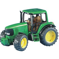 Trattore Bruder direzionabile John Deere scala 1:16 in plastica abs 2050