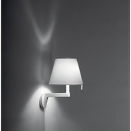 Artemide Lampada da parete 300x230x250h mm 1x42W